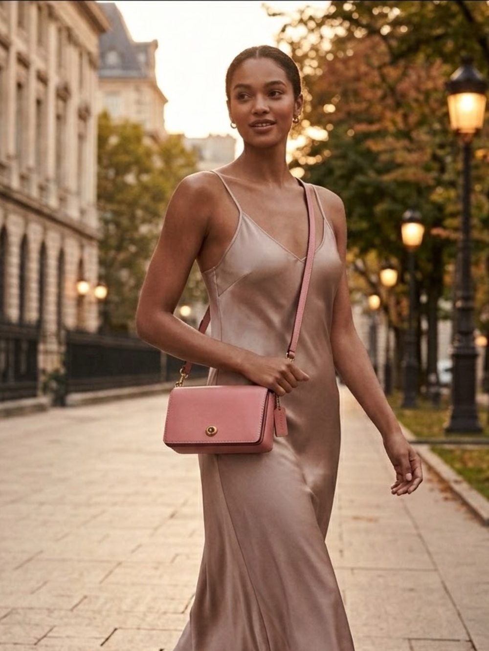 Coach 1941 Dinky Glove tanned Leather Crossbody bag Pink & Oxblood 2018 - 37296 - Picture 3 of 16